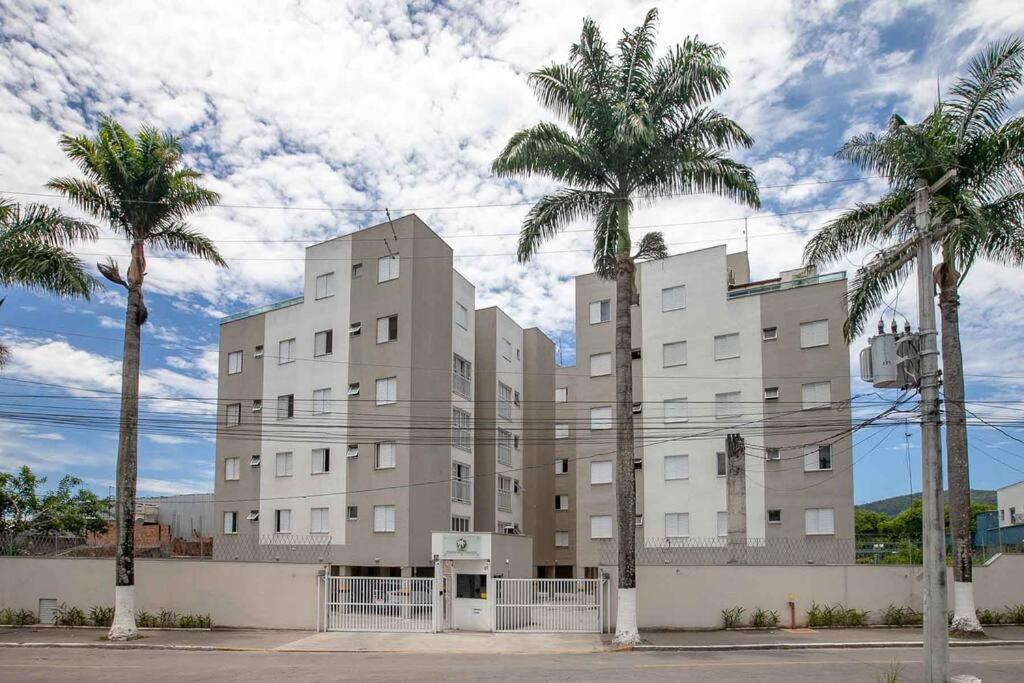 Apartamento Em Ubatuba Proximo A Praia Grande מראה חיצוני תמונה
